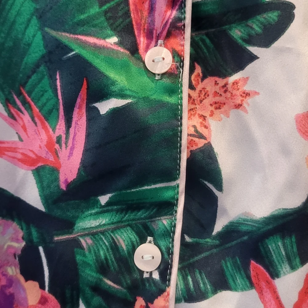 Victoria's Secret Floral Print Pajama Set - Picture 4 of 13